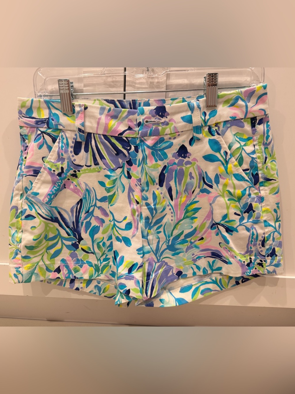 Lilly Pulitzer Women’s Floral Print Cotton Shorts - White with Blue & Green